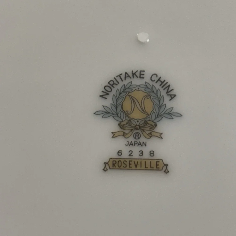 Vintage Noritake 6238 Roseville 10 1/2